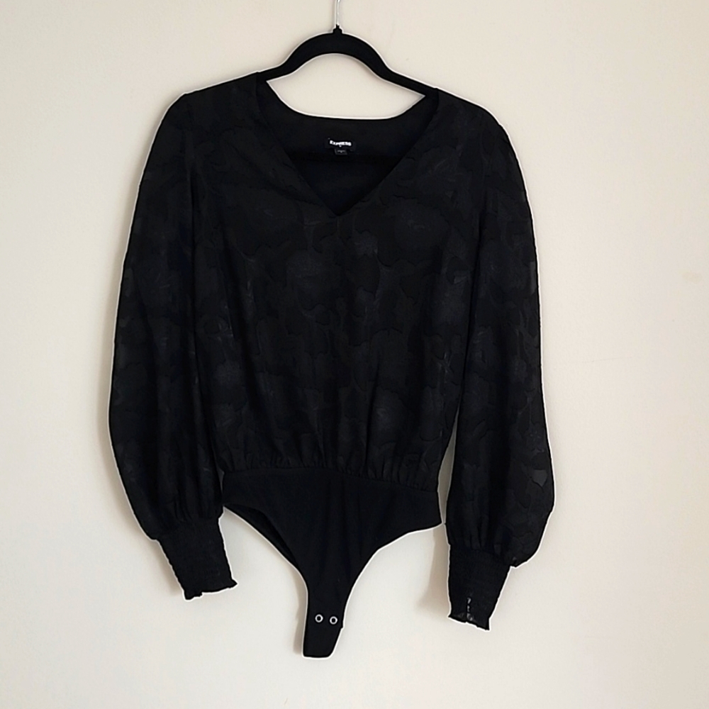 Long sleeve black body suit